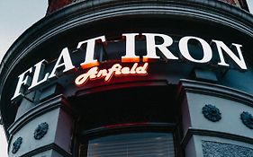 Flat Iron Pub
